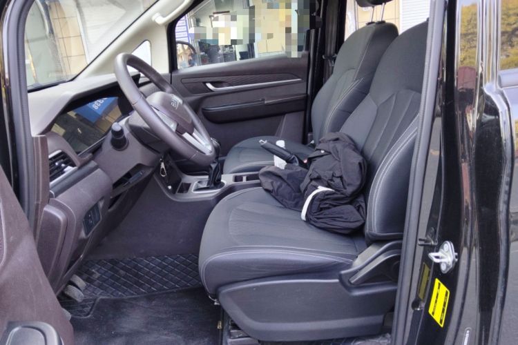 Used BAW Ruisheng Ace M7 2023 2.0L Long Wheelbase Wealth Creation Version 7 Seats Left Front Seat