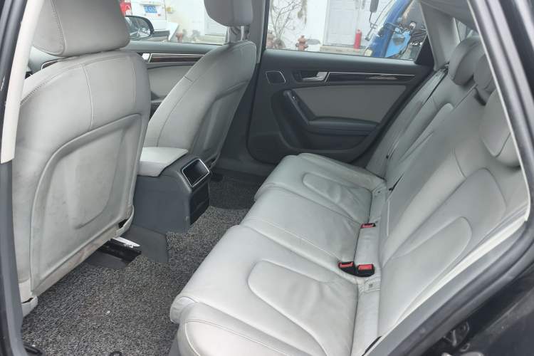 Used Audi A4L 2013 35 TFSI Automatic Comfort Model