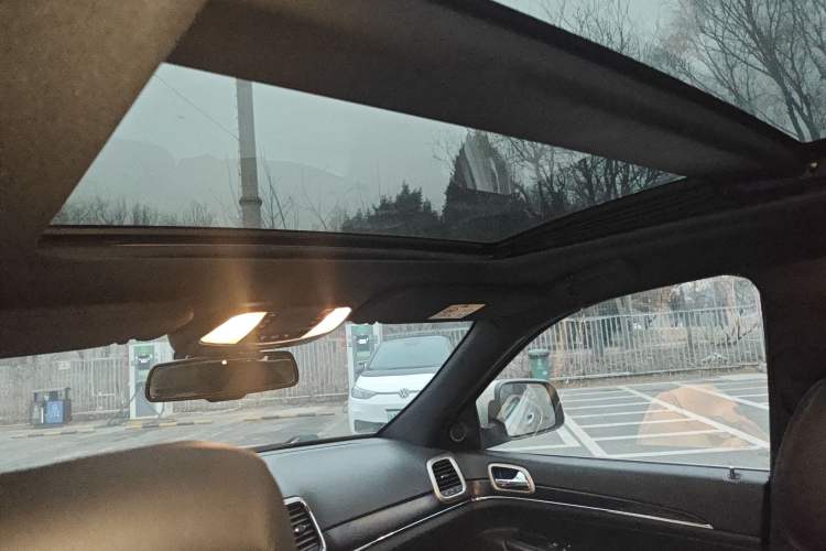 Used Jeep Grand Cherokee 2014 3.6L Elite Navigation Edition