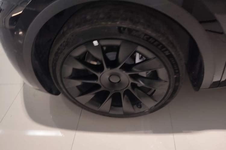 Used Tesla Model Y 2022 Rear-Wheel-Drive Version
