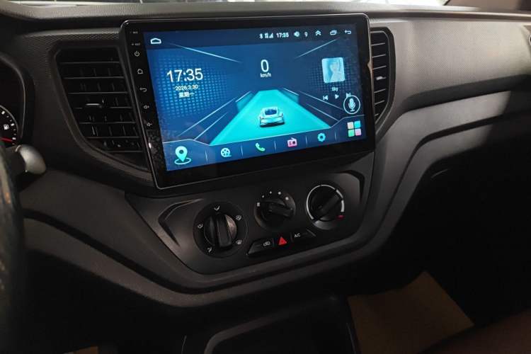 Used Wuling Hongguang V 2019 1.5L Enjoyment Version China VI LAR
