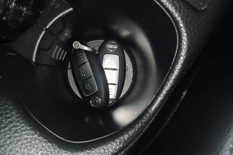 Used Nissan X-Trail 2020 2.0L XL ITS CVT 2WD SmartConnect Comfort Edition Vehicle Key