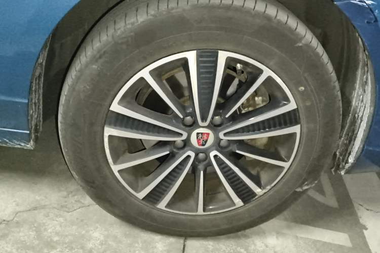 Used Roewe Ei5 2019 Smart Connect Supreme Edition Right Front Wheel Hub