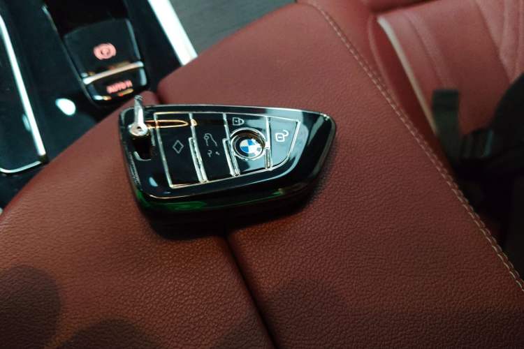 Used BMW 5 Series 2022 Second Facelift 530Li Luxury Version M Sport Package
