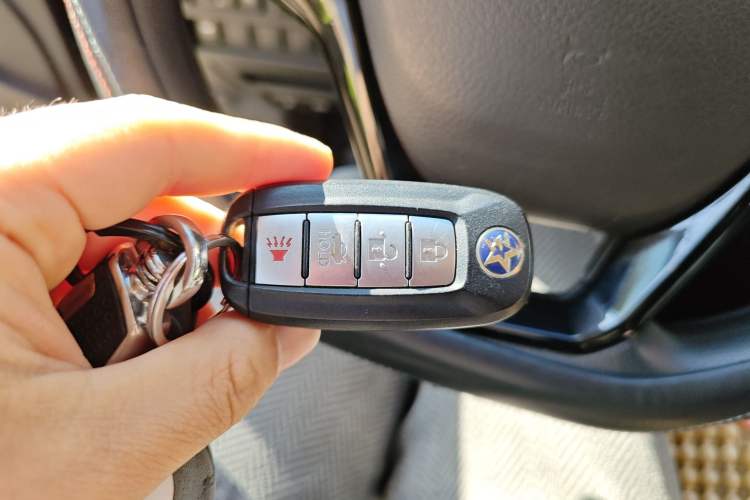 Used Venucia D60 2019 1.6L XL Manual SmartConnect Elite Edition
