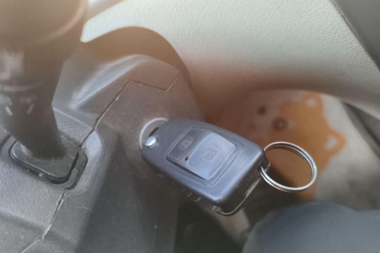 Used CHANGAN KAICHENG Ruixing M90 2017 2.0L Value Edition High-Roof 6-Seater Dual-Swing Doors 4G94S