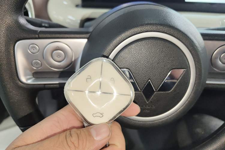 Used Wuling Bingo 2024 333 km Enjoyment Version Interior 1