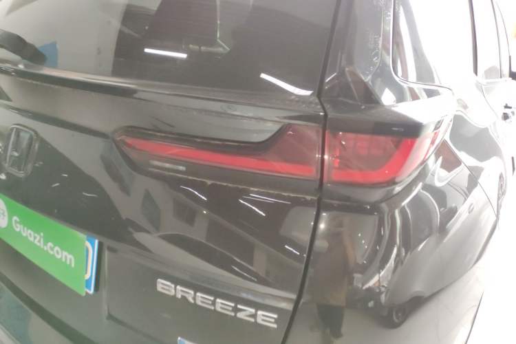 Used Honda Breeze 2021 Rui Hybrid 2.0L 2WD Rui Luxury Edition
