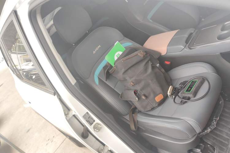 Used AION Y 2023 Younger Star Edition