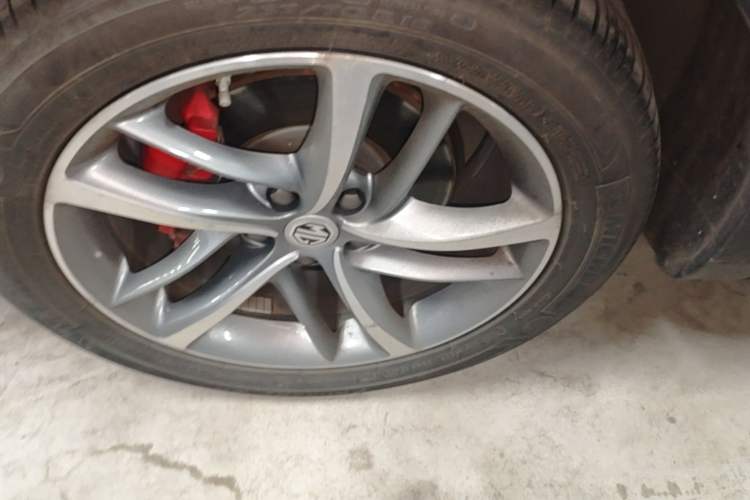Used MG HS 2019 20T Automatic Two-Wheel Drive Trophy Super Sport Version China VI Standard
