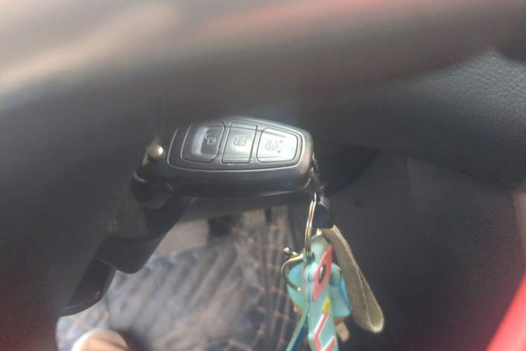 Used Ford Focus 2012 Sedan 1.6L Automatic Fashion Edition
