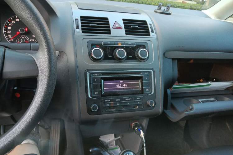 Used Volkswagen Touran 2013 1.4T Manual Fashion Edition 5 Seats