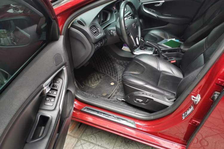 Used Volvo V40 2017 T3 Zhiya Edition Driver Seat