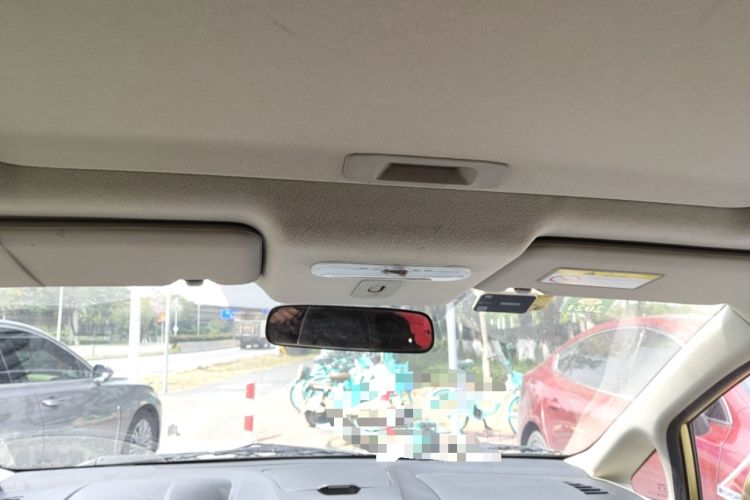 Used Venucia R50X 2013 1.6L Automatic Model Headliner