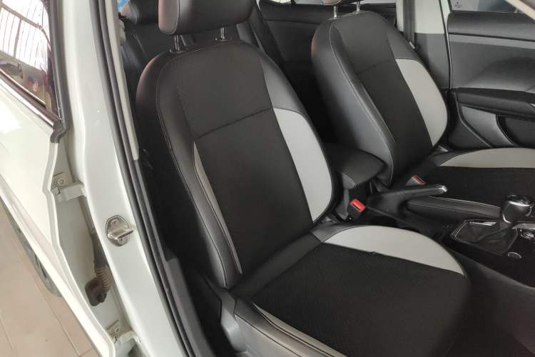 Used Volkswagen Tacqua 2023 200TSI DSG Joy-Connect Edition