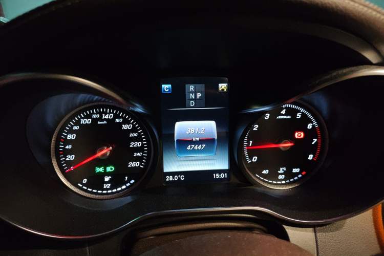 Used Mercedes-Benz GLC 2019 GLC 300 L 4MATIC Dynamic Model Instrument Cluster