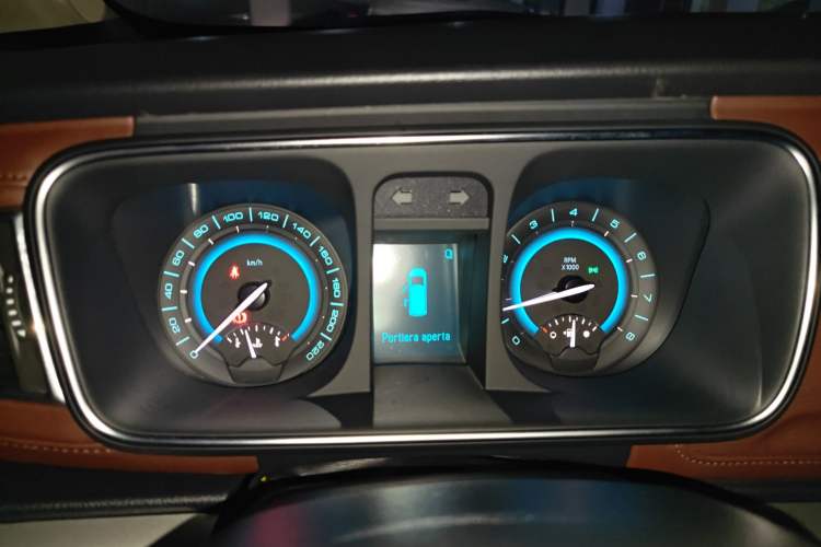 Used Buick GL8 2015 2.4L Luxury Business Premium Edition Instrument Cluster