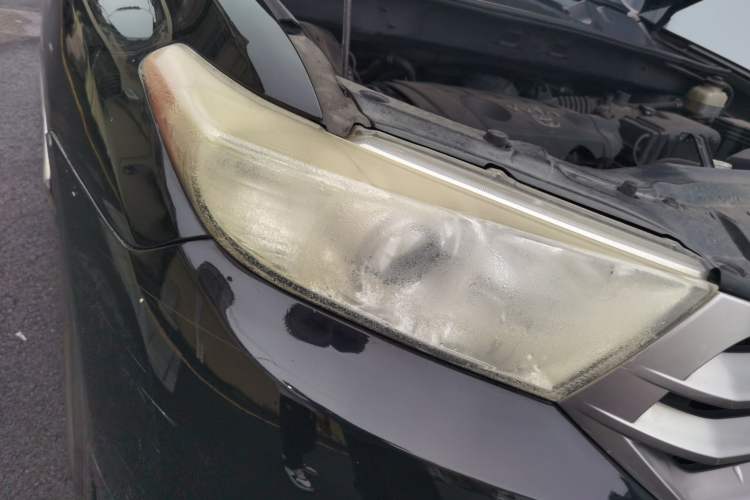 Used Toyota Highlander 2012 2.7L Two-Wheel Drive 7-Seater Elite Edition Right Front Headlight