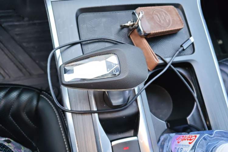 Used EXEED Lingyun 2023 400T Two-Wheel Drive StarRui Pro Edition Gear Lever