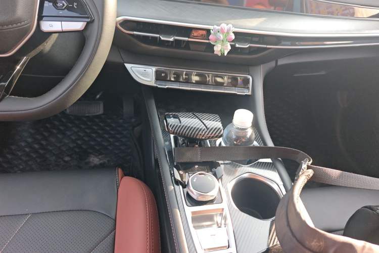 Used CHANGAN Eado 2023 Changan Edition PLUS Blue Whale NE 1.4T GDI DCT Prestige Version