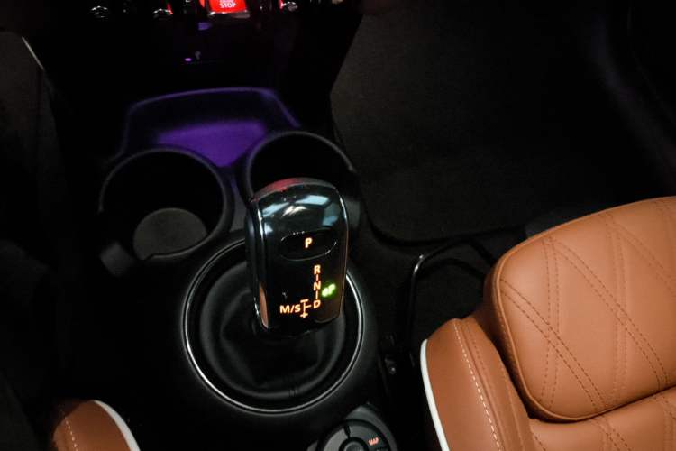 Used MINI 2022 2.0T COOPER S Artist Gear Lever