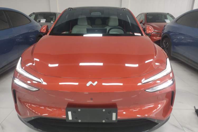 Used ONVO L60 2024 60 kWh Rear-Drive Version