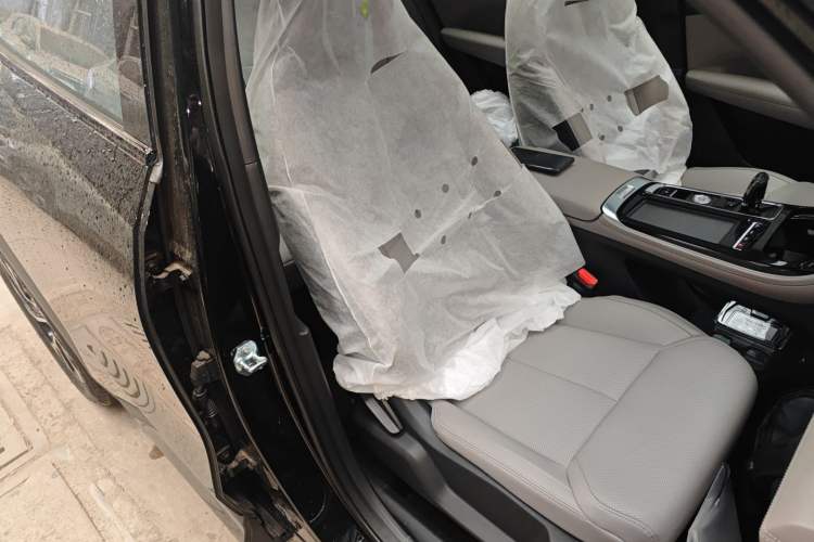 Used Geely Auto FX11 2025 4th Generation 1.5TD DCT – The Start