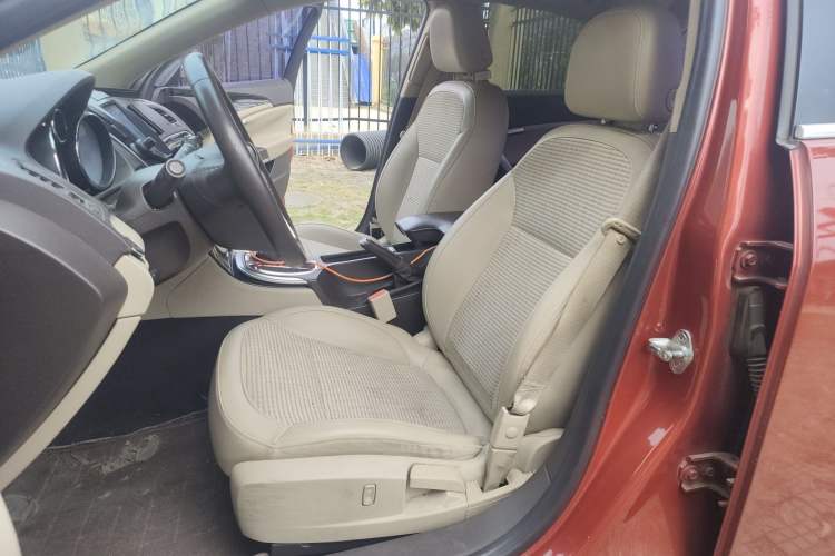 Used Buick Regal 2014 2.0L Leading Fashion Edition