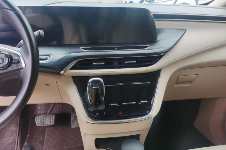 Used Buick GL8 2023 ES Lu Zun Smart Flagship Model