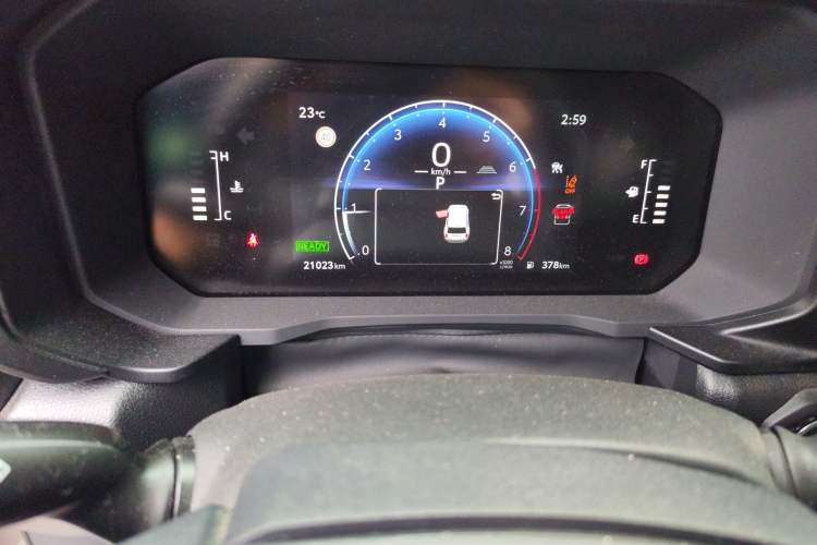 Used Toyota Prado 2025 2.4T Cross-Border BX Edition 5 Seats Odometer Close Up