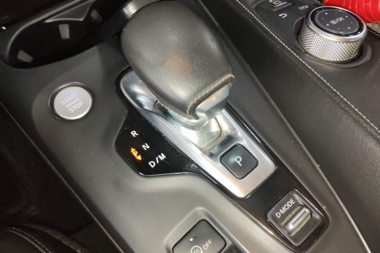 Used Infiniti QX50 2020 2.0T All-Wheel-Drive Elite Version Gear Lever