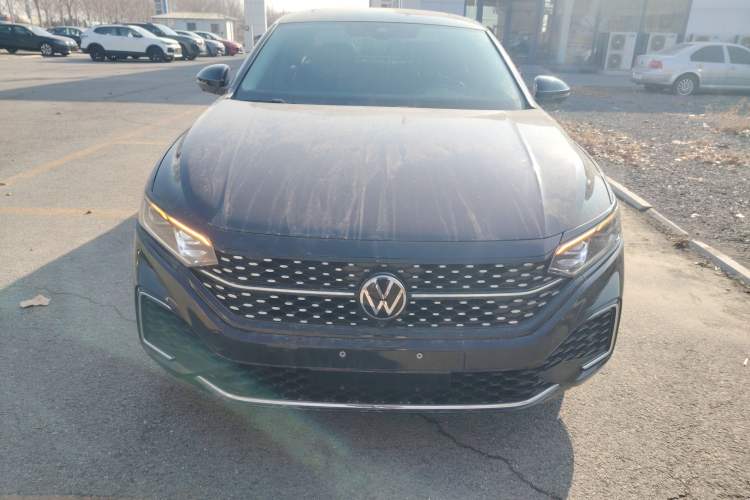 Used Volkswagen Passat 2024 380TSI Starry Luxury Edition
