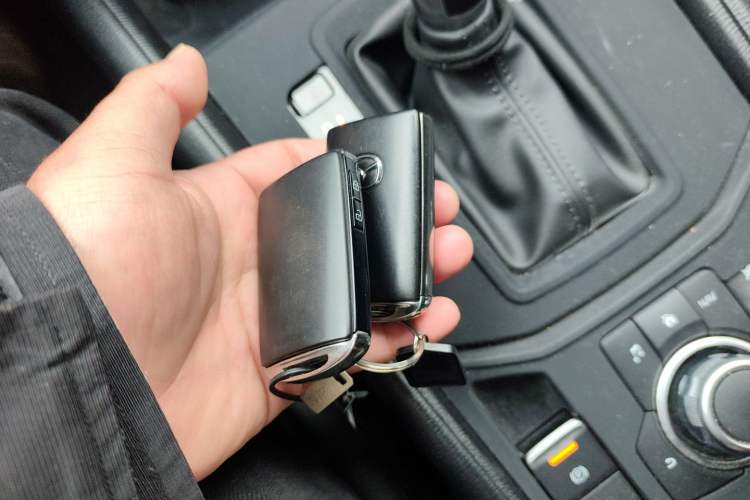 Used Mazda CX-5 2024 2.0L Automatic Two-Wheel Drive ZhiShang Pro Vehicle Key