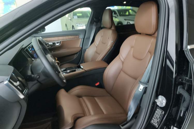 Used Volvo S90 New Energy 2025 Plug-in Hybrid Four-Wheel Drive Long-Range Luxury Smart Edition