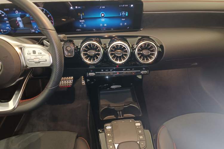 Used Mercedes-Benz CLA 2022 Refreshed CLA 200 Shooting Brake