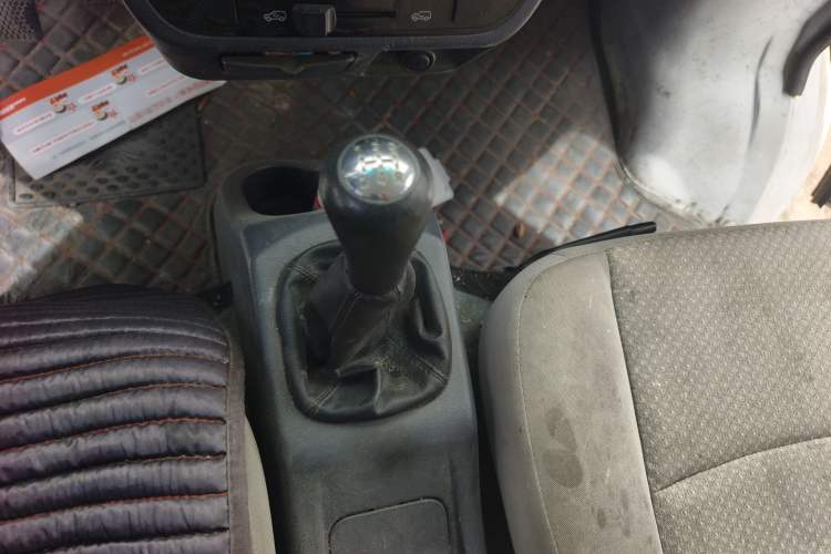 Used Jinbei Hiace X30 2020 1.5L Van Super-Enjoyment Model China VI Standard SWC15M
