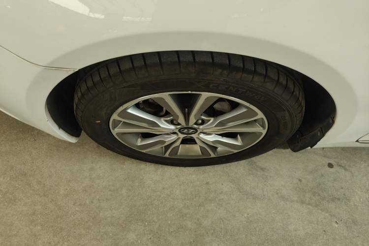 Used Hyundai Sonata 2015 Classic 2.0L Automatic Luxury Edition
