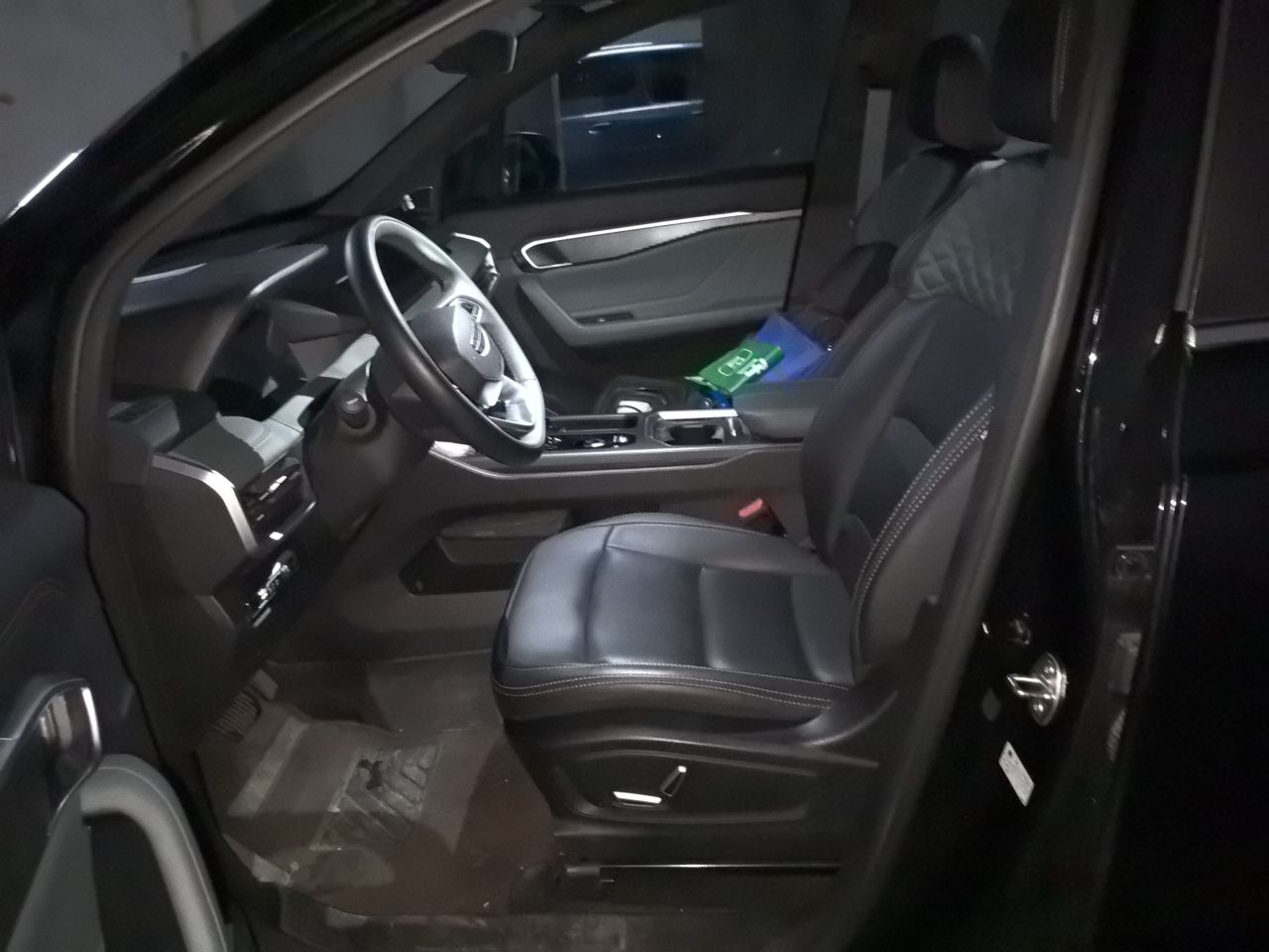 Geely Auto Haoyue L 2023 2.0T DCT Prestige Edition — снимка 15