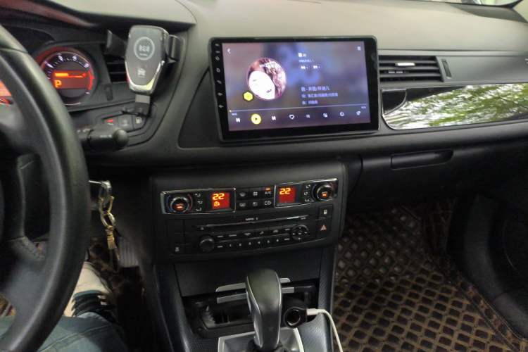 Used Citroen C5 2014 1.6T Automatic Luxury Model Audio And AC Panel