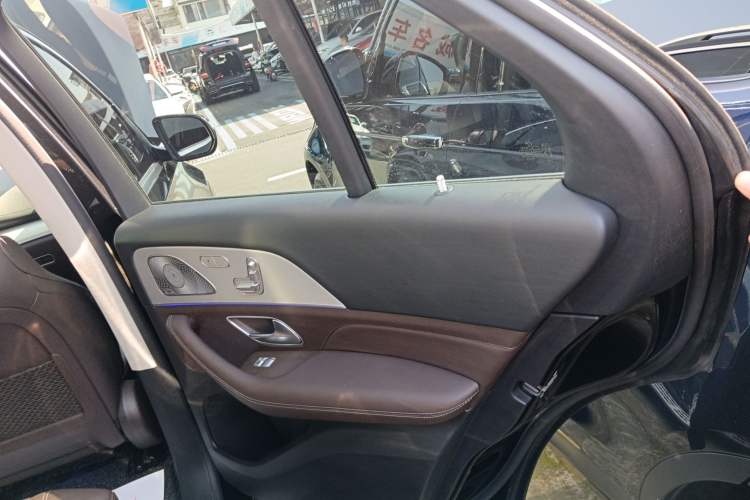 Used Mercedes-Benz GLE 2022 GLE 450 4MATIC Stylish Model
