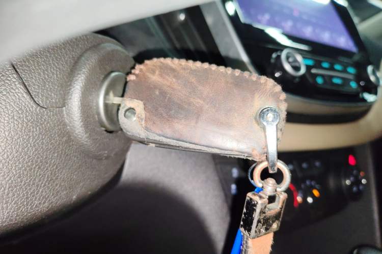 Used Chevrolet Monza 2020 320 Automatic Enjoyment Edition
