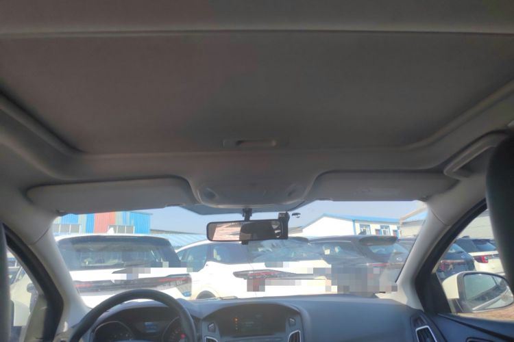 Used Ford Focus 2015 Hatchback EcoBoost 125 Automatic Supreme Style Edition
