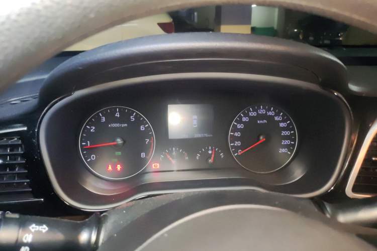 Used Kia K4 2015 1.8L Automatic GLS Special Instrument Cluster