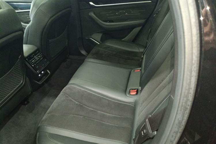 Used Geely Auto Monjaro L 2024 2.0TD High-Power Automatic Two-Wheel Drive Skyline Edition