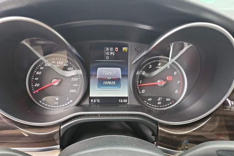 Used Mercedes-Benz V-Class 2016 V 260 Avantgarde Edition