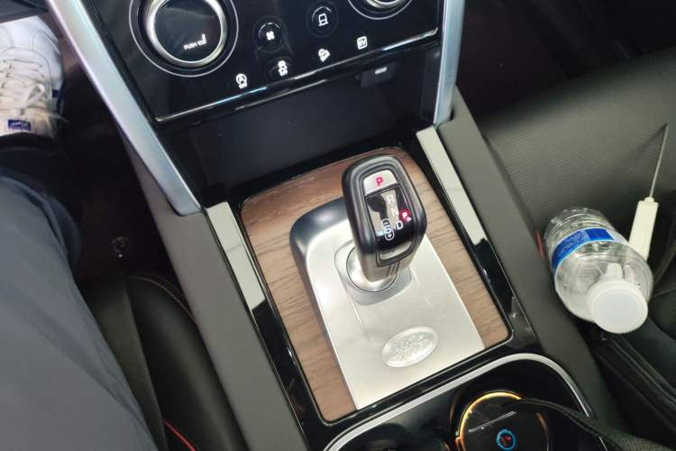 Used Land Rover Discovery Sport New Energy 2022 P300e Performance Tech Edition
