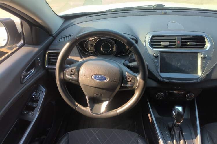 Used Ford Escort 2019 Revised Version 1.5L Automatic Enjoyment Type China VI Standard