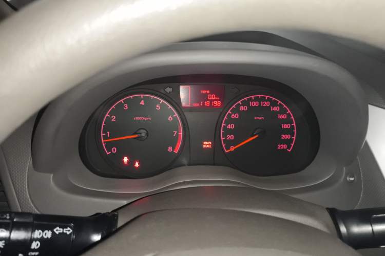 Used Hyundai Verna (older generation) 2010 Sedan 1.4L Manual Comfort GS
