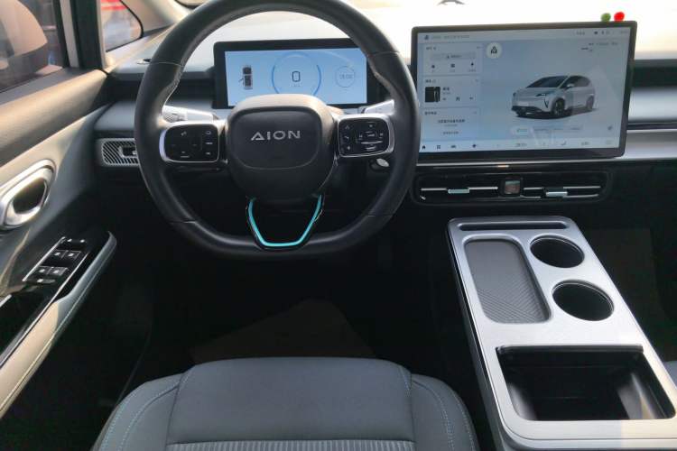 Used AION Y 2022 Plus 70 Enjoy Edition