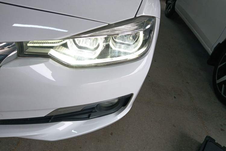 Used BMW 3 Series 2017 320Li Fashion Model
